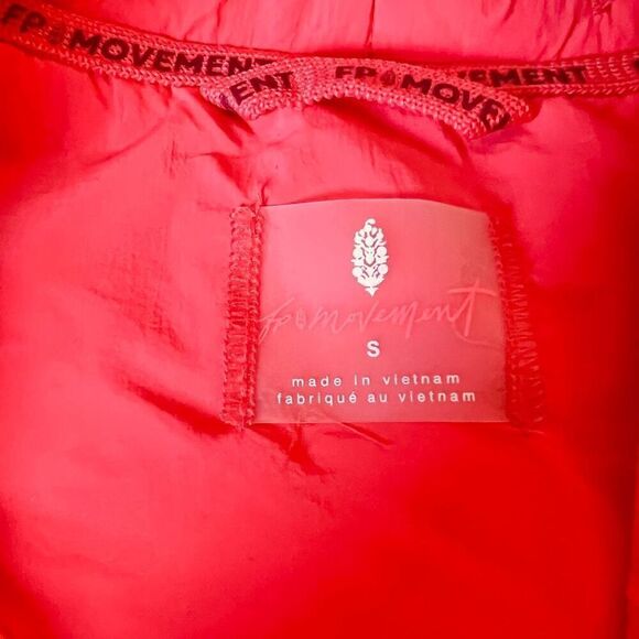 NWT Free People Movement Jacket Outpost Bomber Puffer Cherry Tomato - Picture 8 of 10